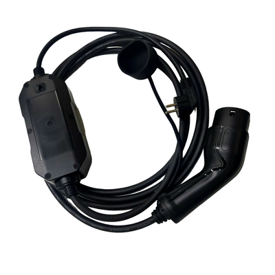 IEC62196 Standar 2.1 Schuko Charging Plug Pengisi Daya Portabel EV Dengan Kabel TPU