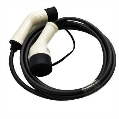 IP54 Standar Eropa 5M Kabel EV Pengisi Daya Portabel AC 32A Dapat Disesuaikan