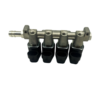 4 Silinder LPG CNG Alloy Injector Dengan Tegangan 12V Dan 2 Ohm Resistance